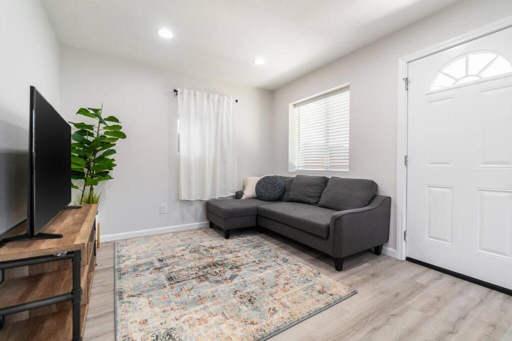 Urban Oasis: Escape Hébergement de vacances San Diego
